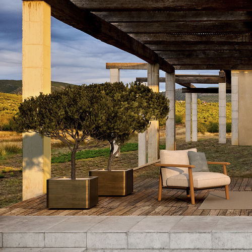 Fioriera in ottone - CUPRUM - Royal Botania - cubo / leggera / contemporanea