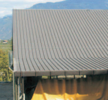 Pannello sandwich per tetto - G4 - Metecno Bausysteme GmbH  - rivestimento in metallo / anima in poliuretano PUR