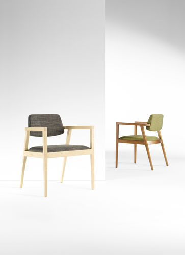 Sedia visitatore in stile - MARA - Gunlocke - in tessuto / con supporto in legno / imbottita