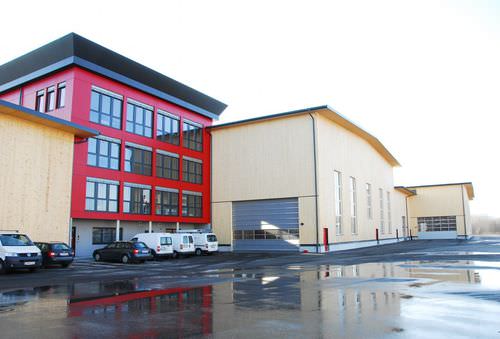 Edificio prefabbricato - CLT - Stora Enso - in legno / per uso industriale / contemporaneo