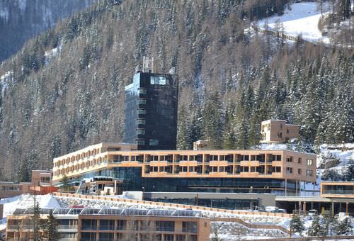 Edificio prefabbricato - GRADONNA MOUNTAIN RESORT - Stora Enso - in legno / per alloggi collettivi