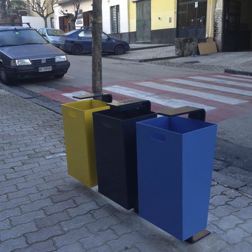 Portarifiuti pubblico - ZETA CESTINO - GUYON - da incasso / in metallo / con portacenere integrato
