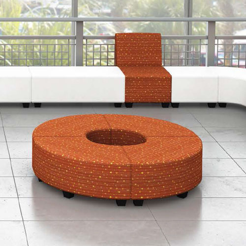 Pouf contemporaneo - VERSA - Office Furniture Group - in tessuto / in pelle / in legno
