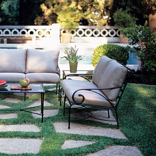 Divano classico - FLORENTINE - BROWN JORDAN - da giardino / in tessuto / con cuscino rimovibile