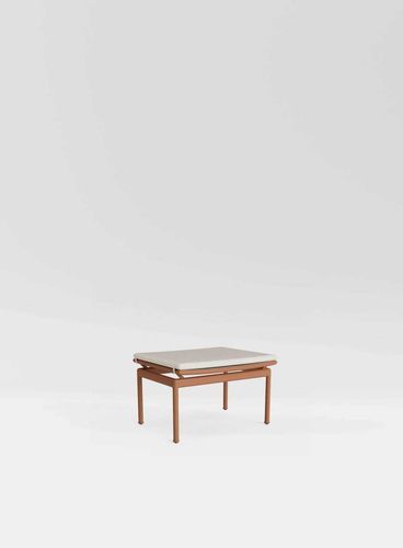 Ottomana contemporanea - SONORA - BROWN JORDAN - in tessuto / quadrata / rettangolare