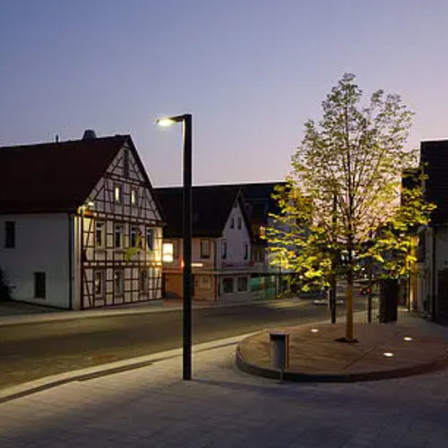 Lampione urbano - DALVIK - Hess GmbH Licht + Form - contemporaneo / in ghisa di alluminio / in alluminio