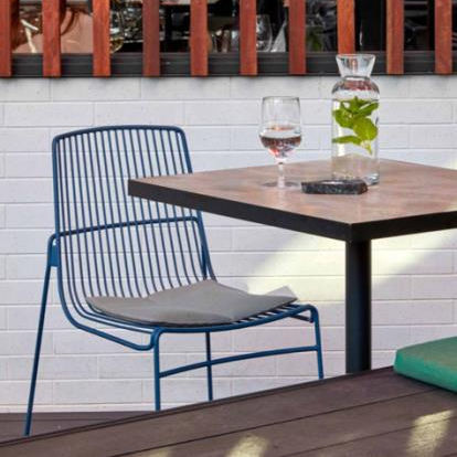 Sedia da giardino contemporanea - Wire - schiavello - per terrazza / in metallo verniciato / in tessuto