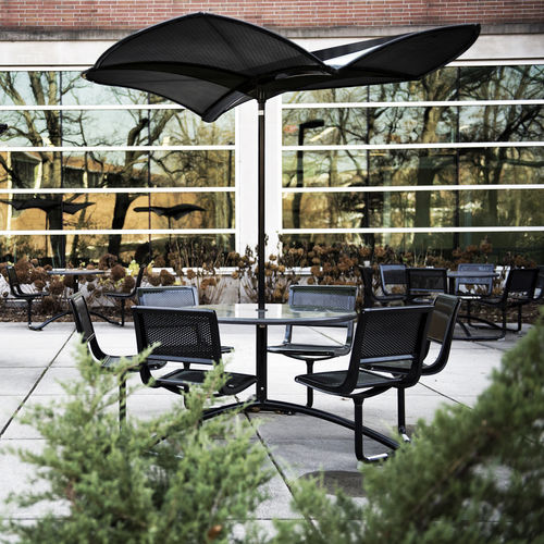Ombrellone in metallo - 35 : SHADE - landscapeforms - contract