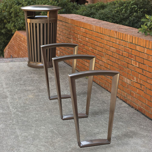 Rastrelliera per biciclette a pavimento - CONCORD : EMERSON - landscapeforms - per spazi pubblici / in acciaio inossidabile / professionale