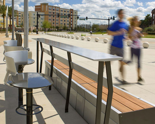 Tavolo alto contemporaneo - URBANEDGE : JESSIE - landscapeforms - in metallo / in rete / rettangolare