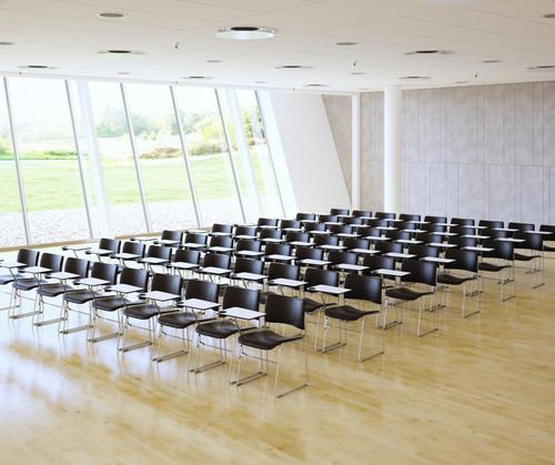Sedia da conferenza contemporanea - DPARAB3BLS - HOWE - da interno / in plastica / con supporto in metallo
