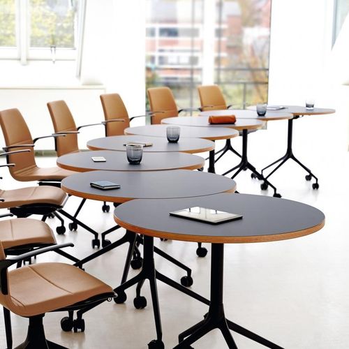 Tavolo da conferenza contemporaneo - AS400 - HOWE - in laminato / in linoleum / con supporto in alluminio