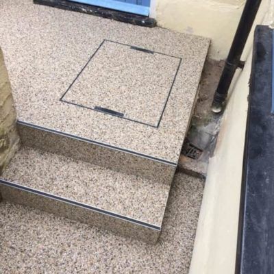 Rivestimento per scalino in rivestimenti di ghiaia - VERTICAL - Sureset UK