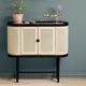 mobile bar moderno / in rovere / in rattan / in acciaio con rivestimento a polvere