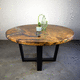tavolo contemporaneo / in legno / in resina / con supporto in metallo