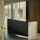 cucina contemporanea / in legno / con isola / senza maniglie