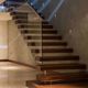 scala dritta / con gradini in legno / con struttura in acciaio inossidabile / contemporanea