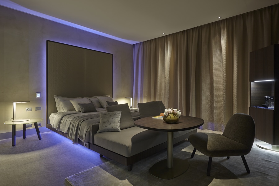 Pavimentazione di Chilewich e rivestimento murale in ME hotel di Milano IL Duca New York, NY