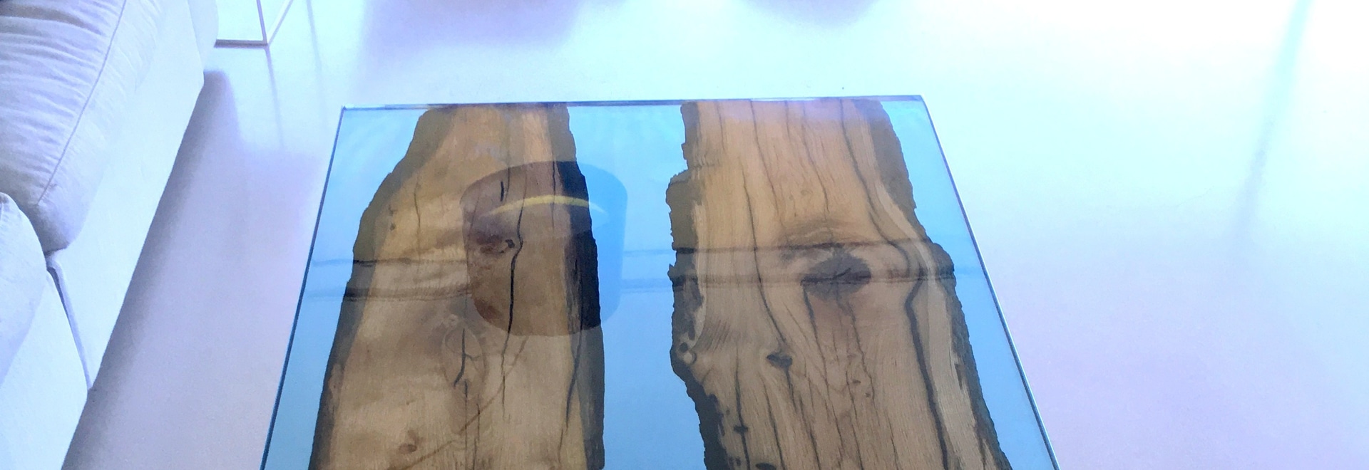 Tavoli in resina e legno