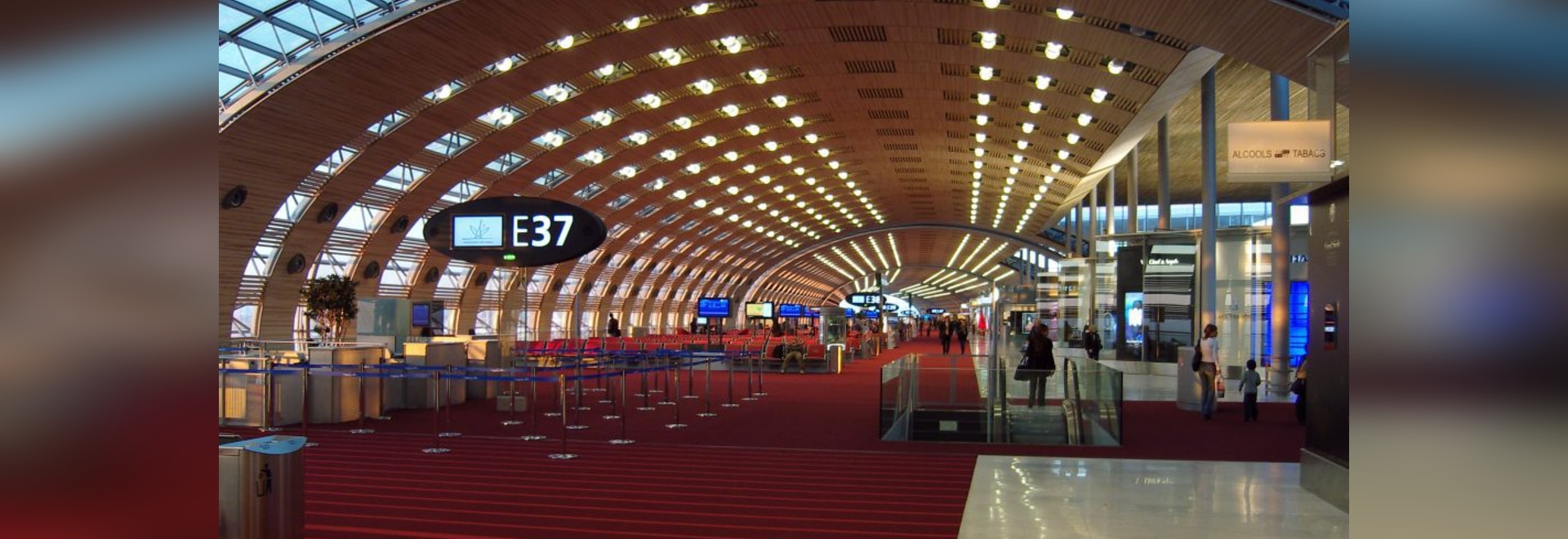 TERMINAL T2B CHARLES DE GAULLE Parigi Paris, France Effisus