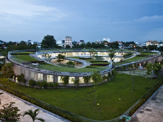 AGRICOLTURA DELL'ASILO DAGLI ARCHITETTI DI VO TRONG NGHIA