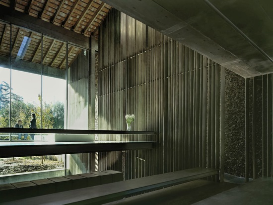 CASE ENTREMUROS DAL RCR ARQUITECTES