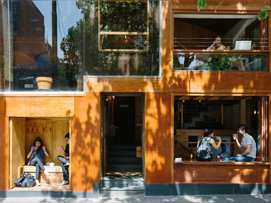 Un caffè con gli angoli di Streetfront ed i Cubbies Cosy per Melbourne