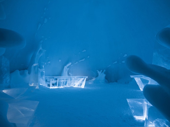 La venticinquesima edizione del Icehotel include una serie quadrata di vortice