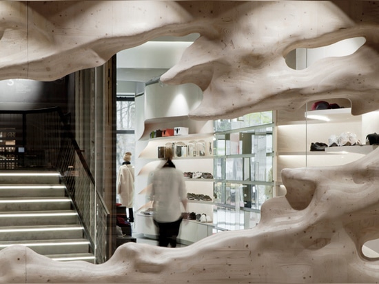 Il boutique di Oslo da Snøhetta interpreta nuovamente la storia della creazione scandinava