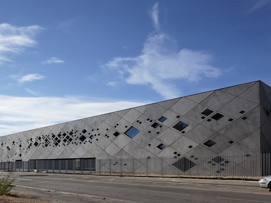 High School di Louis Blériot e palestra (Marignane - Francia)