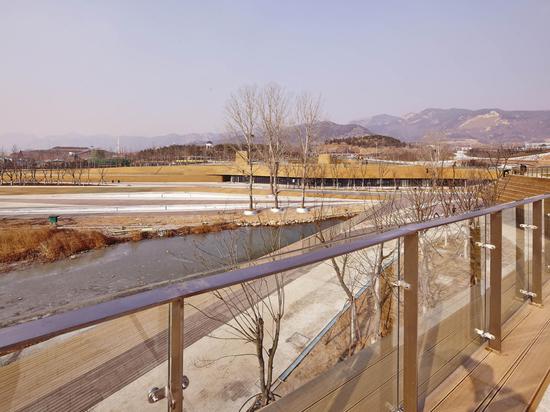 CENTRO DI SERVIZIO TERRENO DELLO STAGNO DI ESPOSIZIONE ORTICOLA INTERNAZIONALE