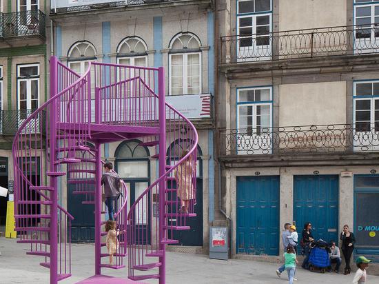 TREPPIEDI - INSTALLAZIONE 2015 DI ARTE DI OPORTO