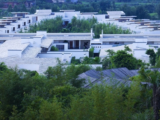 Località di soggiorno e stazione termale del Guangxi Silkgarden