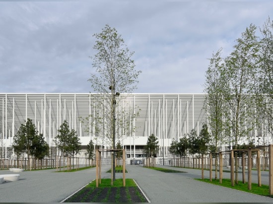 Herzog &amp; de Meuron completano lo stadio solare-alimentato splendido del Bordeaux