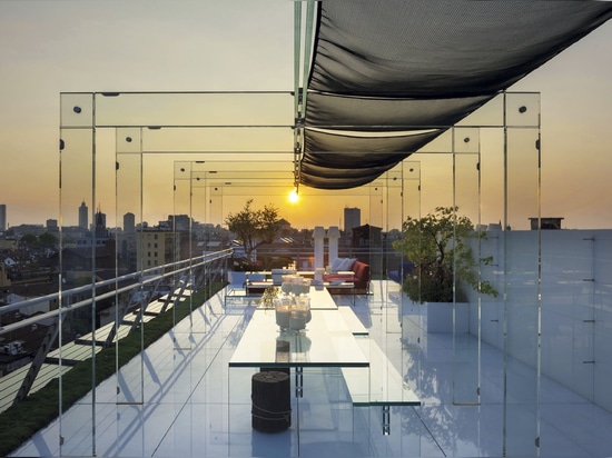 IMPERTEK - Terrazza Santambrogio Milano - pavimento alzato all'aperto