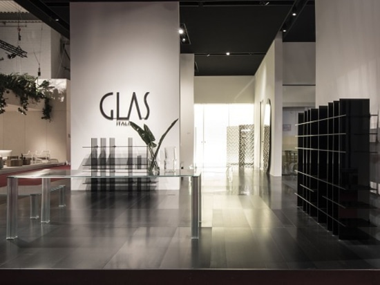 Collezione GLAS ITALIA 2018: i segreti del vetro tra innovazione e made in Italy. Aprile 2018