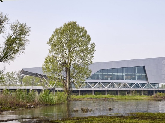 Le sedi dell'istituto dell'acqua da Perkins+Will si siede sul fiume Mississippi