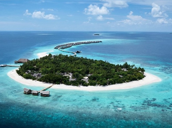 questa località di soggiorno di lusso da autoban ricava dall'architettura vernacolare delle Maldive