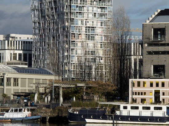 jean nouvel aggiunge al quartiere di confluenza di Lione con l'edificio residenziale 'ycone'