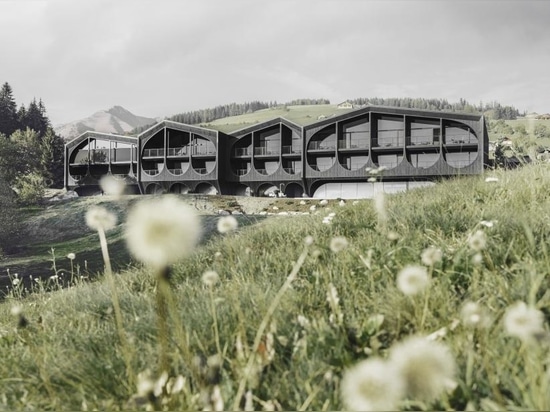 Il radicale hotel Alto Adige ridefinisce l'architettura alpina