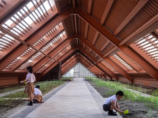 Hangzhou Olympic Sports Experimental Primary School and Kindergarten / UAD