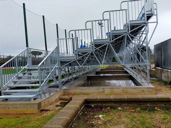 TRIBUNA PREFABBRICATA AL CENTRO SPORTIVO DI FORMELLO