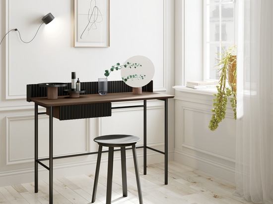 NUOVA CAPSULE COLLECTION HIT/SET DESKS