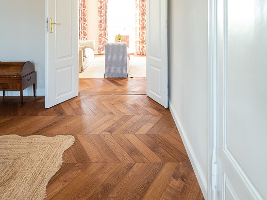 Dennebos Flooring Engineered Chevron in colore N.03