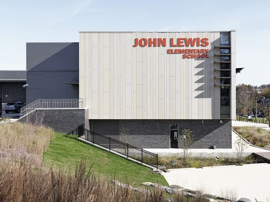 Scuola Elementare John Lewis