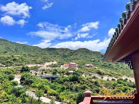 Mi sento grato e onorato di essere un fornitore di piastrelle di cemento per restaurare e adornare il tempio con oltre 300 anni di storia - Ong Nui Pagoda - Provincia di Binh Dinh, Vietnam.