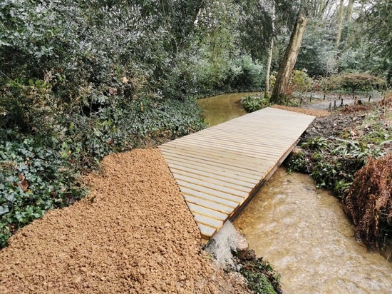 Mottisfont, National Trust | Studio di caso di decking antiscivolo