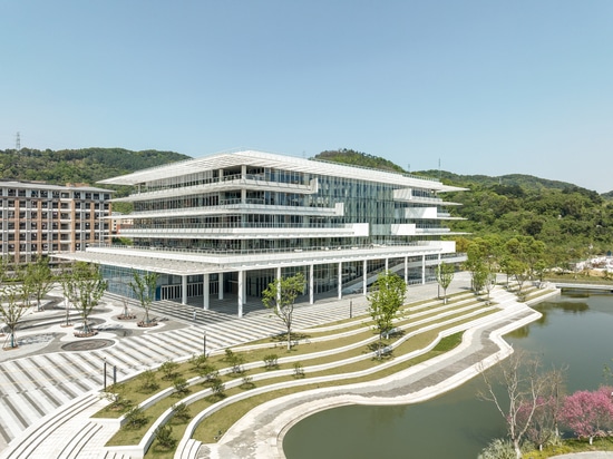 Centro per le attività di apprendimento degli studenti dell'Università di Wenzhou Kean / Perkins&Will