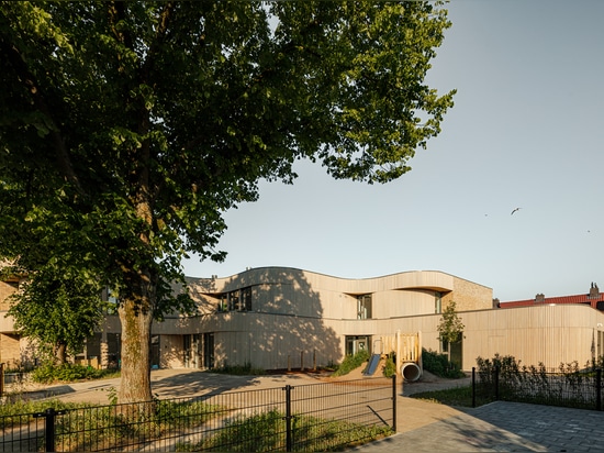 EVA architecten forma forme curve e fluide per la scuola elementare di Utrecht