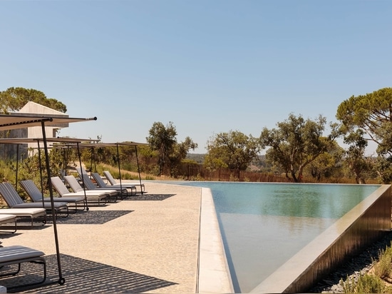 Piscina del progetto Pateos